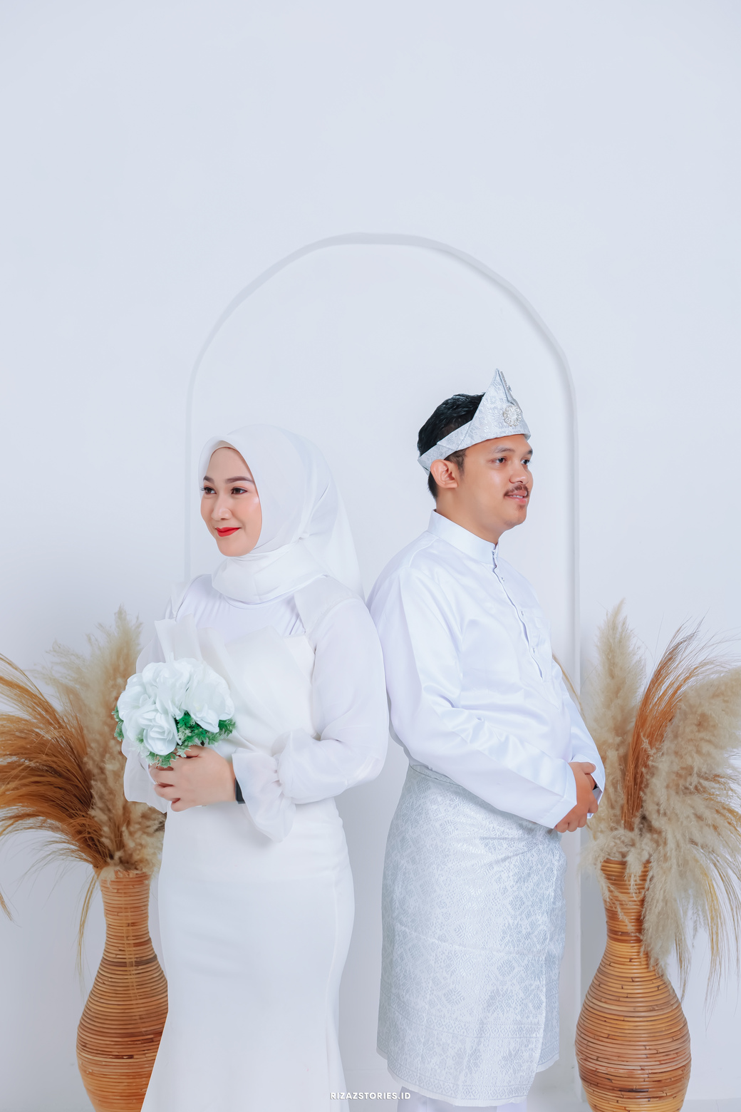 Reza dan Rara - Undangan Pernikahan Digital Medan - UndangDigital.com Image_004_1040x1560 Undangan Pernikahan Digital - Jantrio dan Naomi - Undang Digital Medan